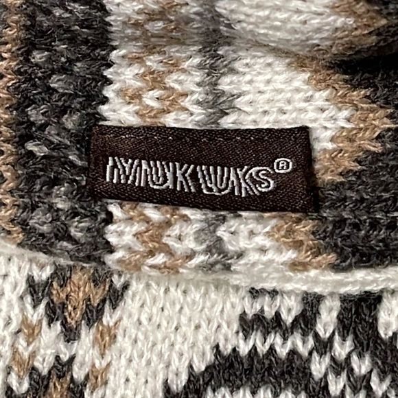 Multi Luks Reversible Scarf and Hat Set - Picture 3 of 4